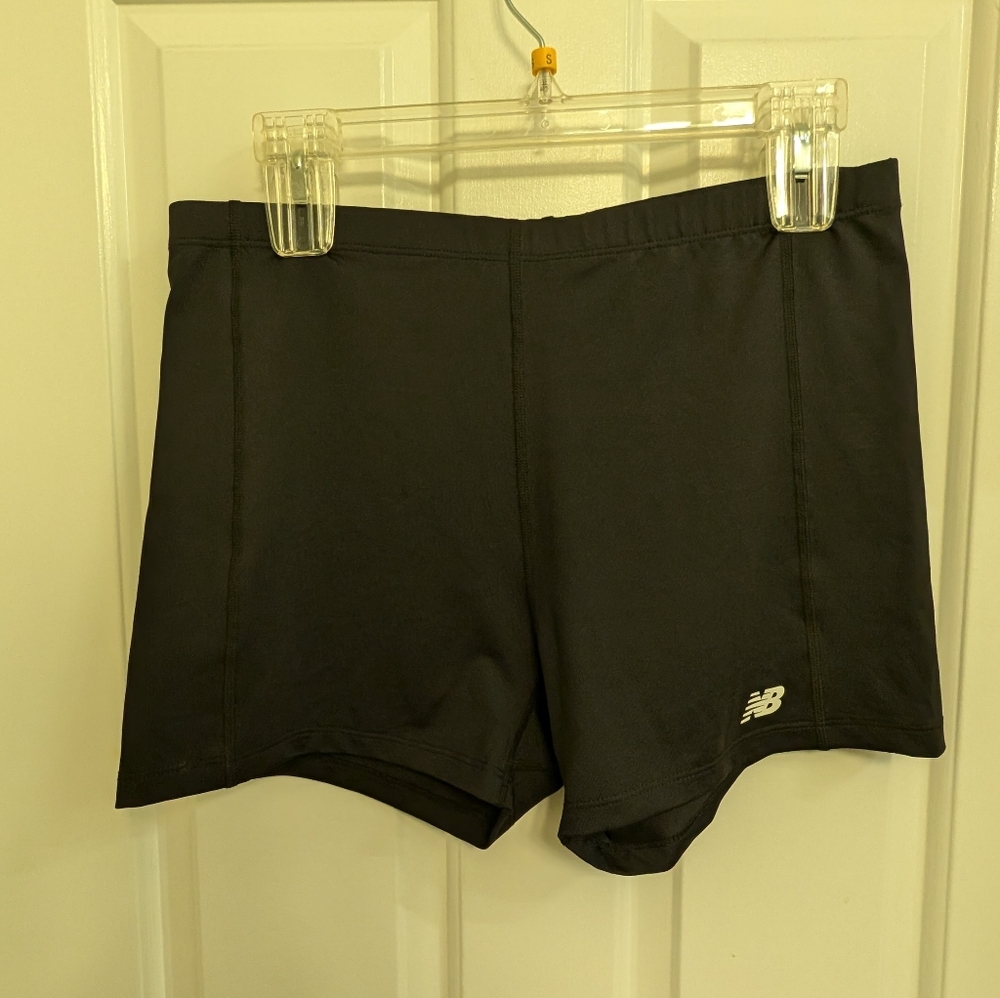 Women's XL new balance fitted running shorts